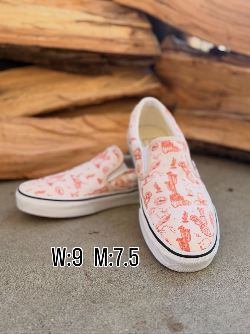 Women’s Slip-On Canvas Shoes in Coral Print